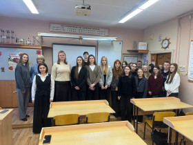 Факультет лингвистики в гостях у Гимназии №1: профориентационная встреча, которая вдохновляет.