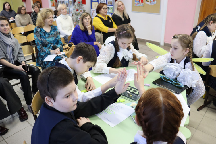 Областной семинар в Гимназии №1: вместе создаем воспитательно-событийную среду через детско-взрослые проекты.