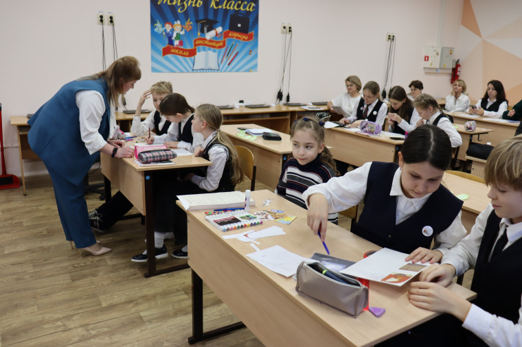 Областной семинар в Гимназии №1: вместе создаем воспитательно-событийную среду через детско-взрослые проекты.